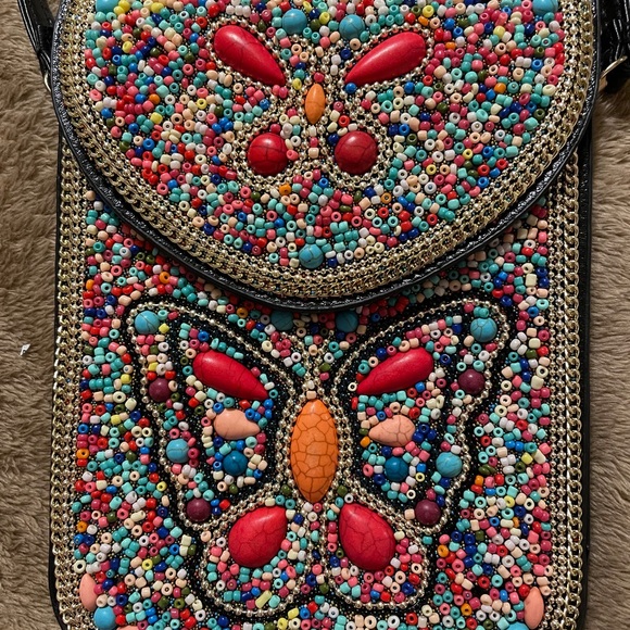 Butterfly Beaded Crossbody - Picture 2 of 4